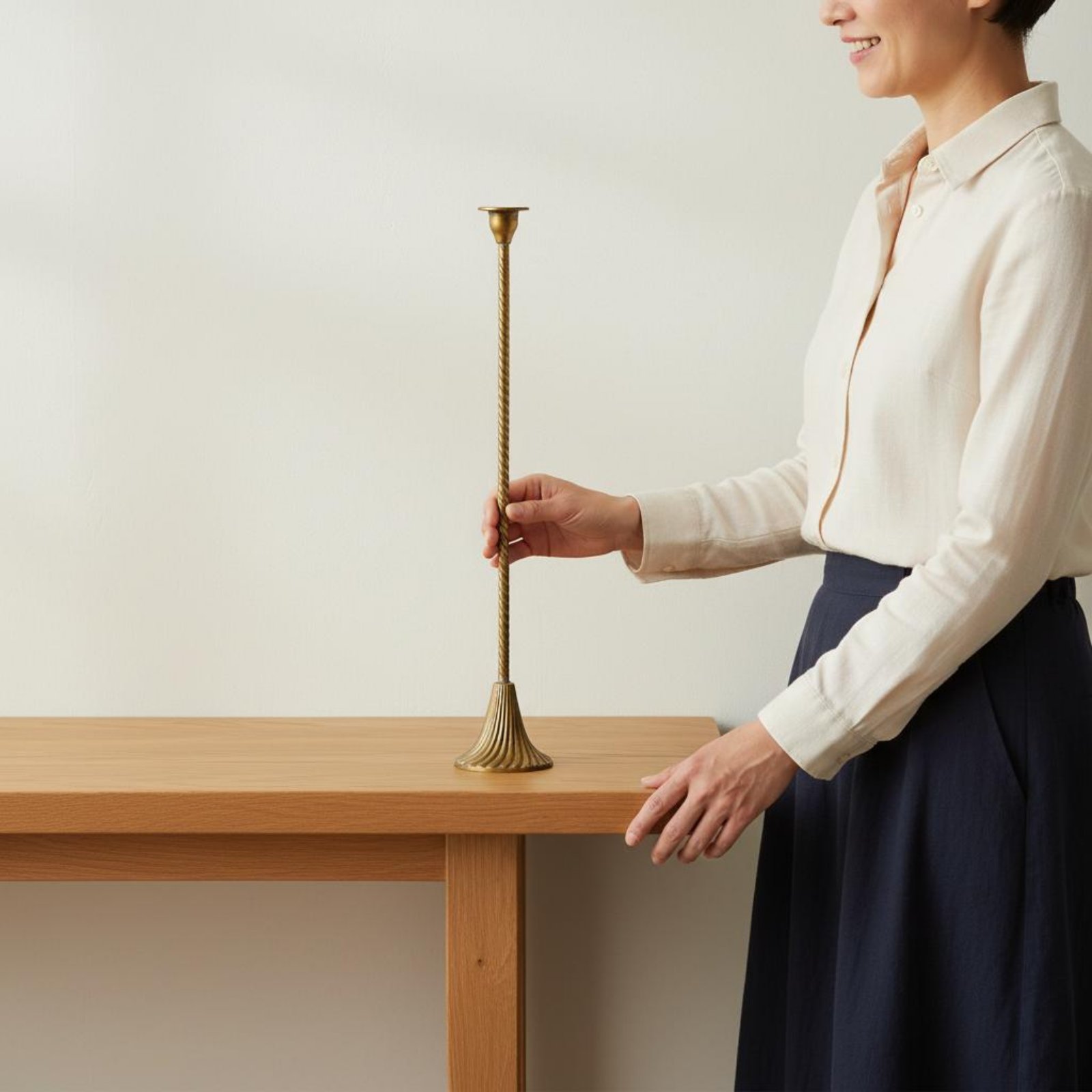 Candelabro Dorado Trenzado con - Paraffin Wax reseña y precio